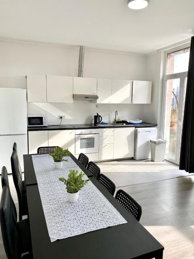 Apartments Plantin 3 Sleeping Rooms 2 Bathrooms. Antwerpen Exterior foto