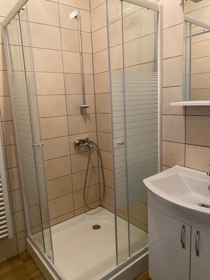 Apartments Plantin 3 Sleeping Rooms 2 Bathrooms. Antwerpen Exterior foto