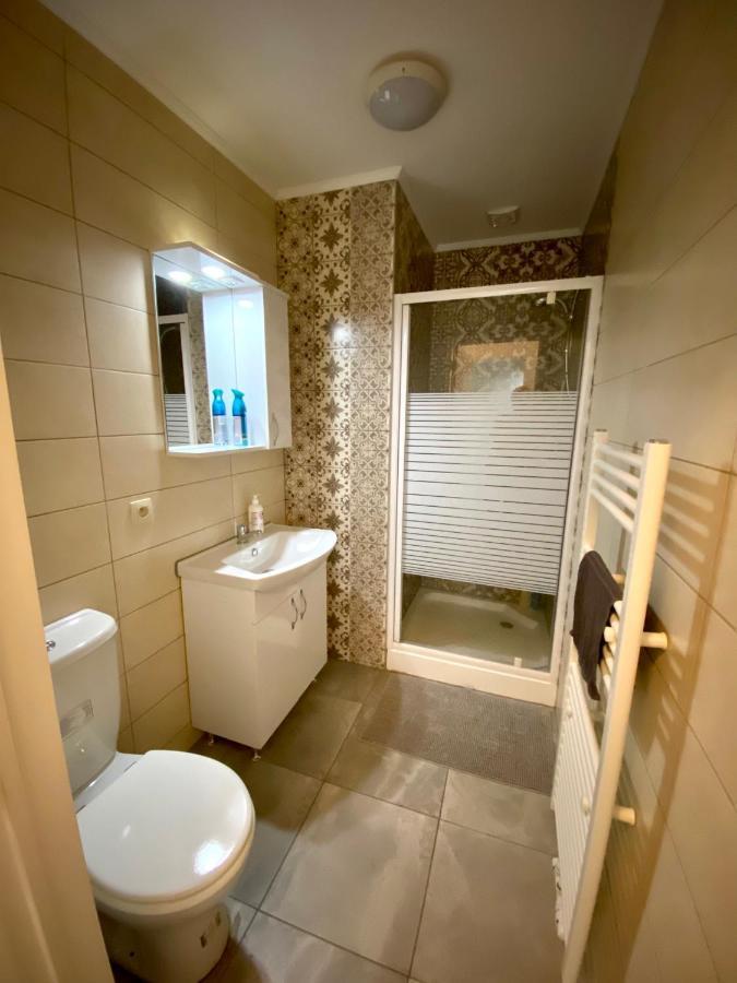 Apartments Plantin 3 Sleeping Rooms 2 Bathrooms. Antwerpen Exterior foto