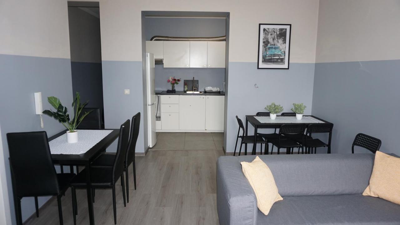 Apartments Plantin 3 Sleeping Rooms 2 Bathrooms. Antwerpen Exterior foto